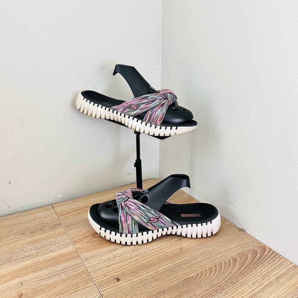 Skechers GOwalk Smart sandals Multicolor Women’s Size 7